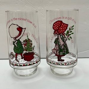 Vintage 70’s Limited edition, Coca-Cola Holly, Hobbie Christmas glasses.